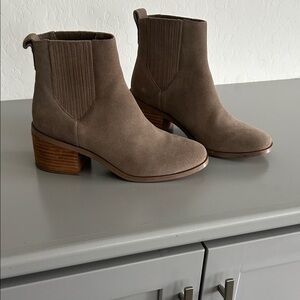 Splendid Taupe Ankle Booties
